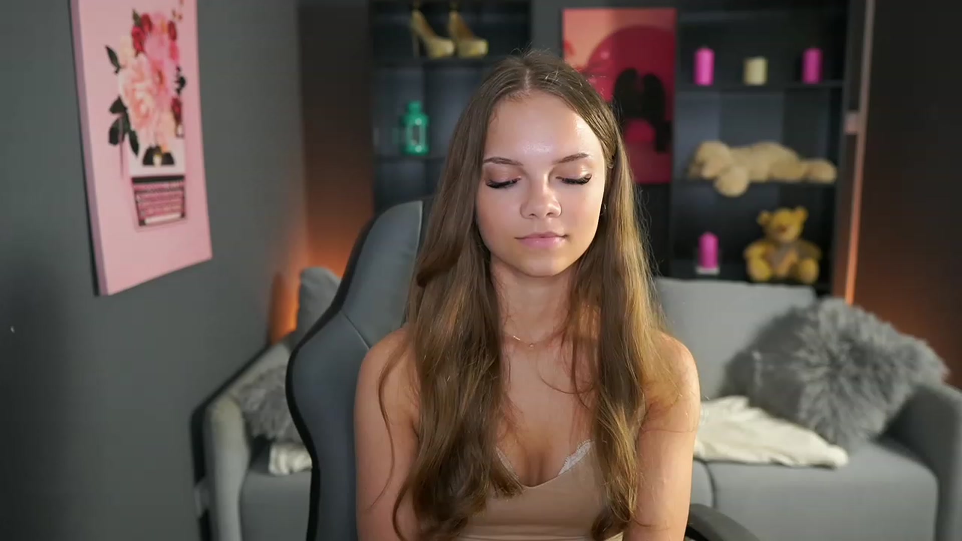 Gallery image thumbnail from Natasha_Malk's myfreecams stream on, 10/07/2023, 14:43 image 15 of 20