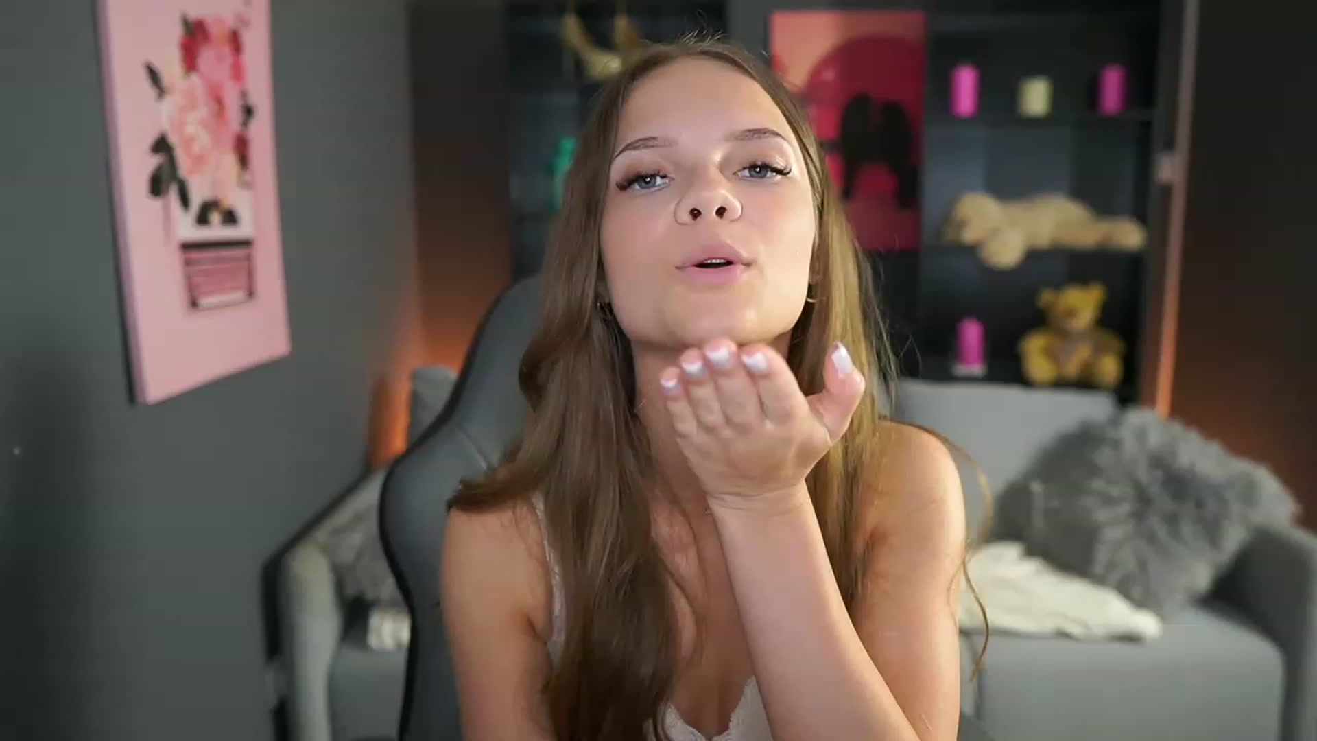 Gallery image thumbnail from Natasha_Malk's myfreecams stream on, 10/07/2023, 15:18 image 10 of 20