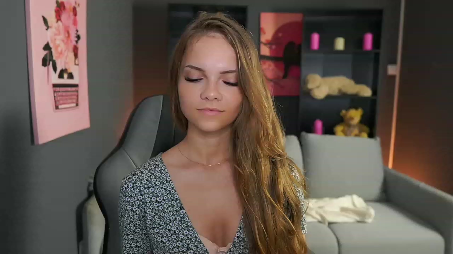 Gallery image thumbnail from Natasha_Malk's myfreecams stream on, 10/20/2023, 16:12 image 20 of 20