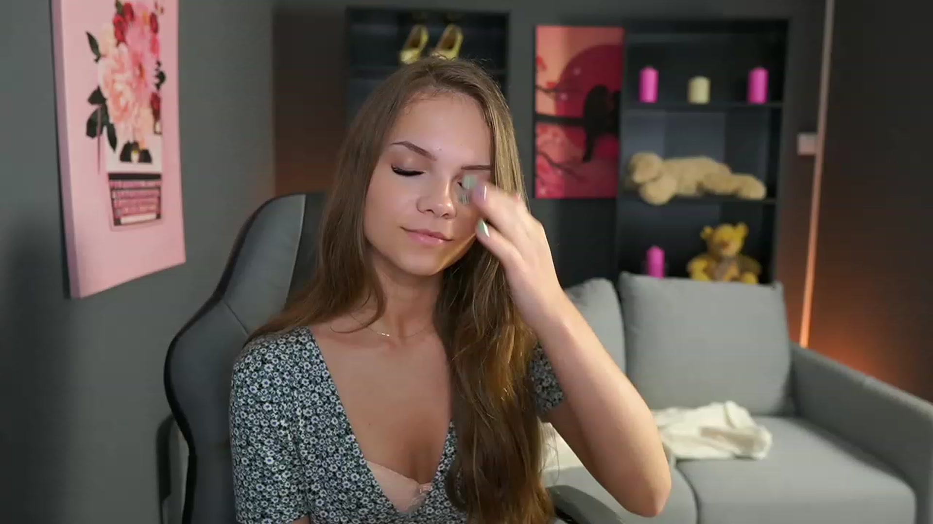 Gallery image thumbnail from Natasha_Malk's myfreecams stream on, 10/20/2023, 16:55 image 1 of 20