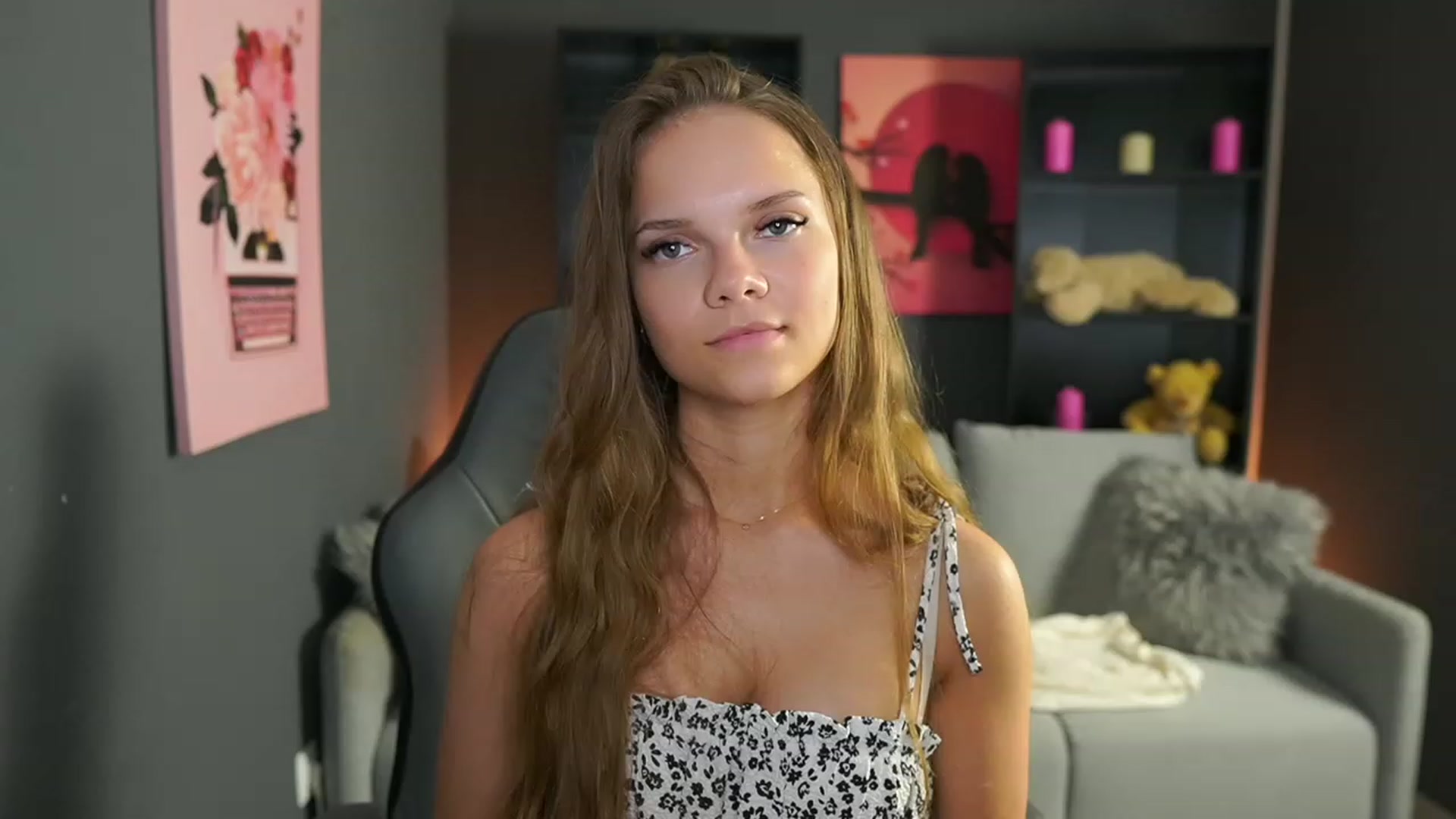 Gallery image thumbnail from Natasha_Malk's myfreecams stream on, 10/22/2023, 16:19 image 9 of 20