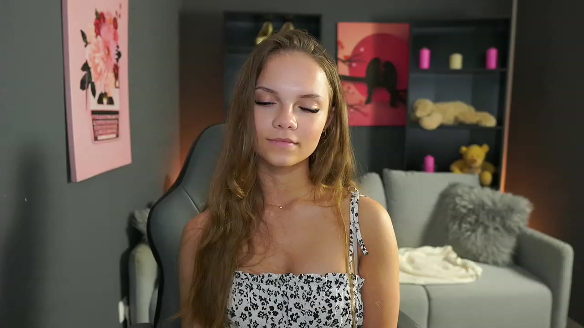 Gallery image thumbnail from Natasha_Malk's myfreecams stream on, 10/22/2023, 16:19 image 7 of 20