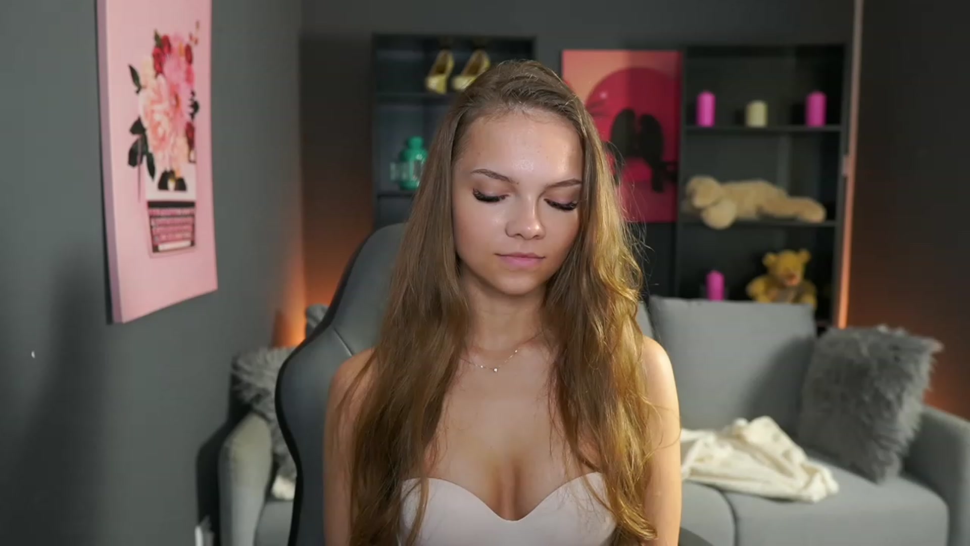 Gallery image thumbnail from Natasha_Malk's myfreecams stream on, 10/27/2023, 11:02 image 5 of 20