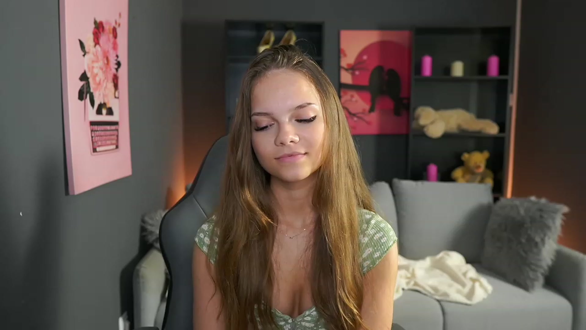 Gallery image thumbnail from Natasha_Malk's myfreecams stream on, 10/27/2023, 14:02 image 15 of 20