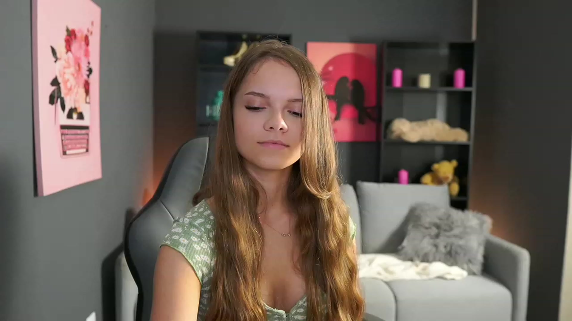 Gallery image thumbnail from Natasha_Malk's myfreecams stream on, 11/05/2023, 14:30 image 17 of 20