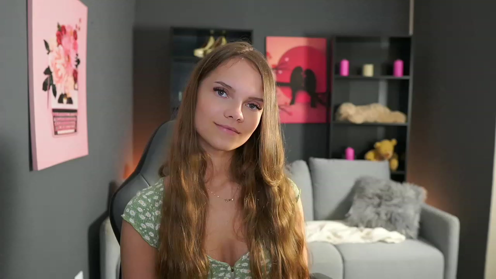 Gallery image thumbnail from Natasha_Malk's myfreecams stream on, 11/05/2023, 14:30 image 18 of 20