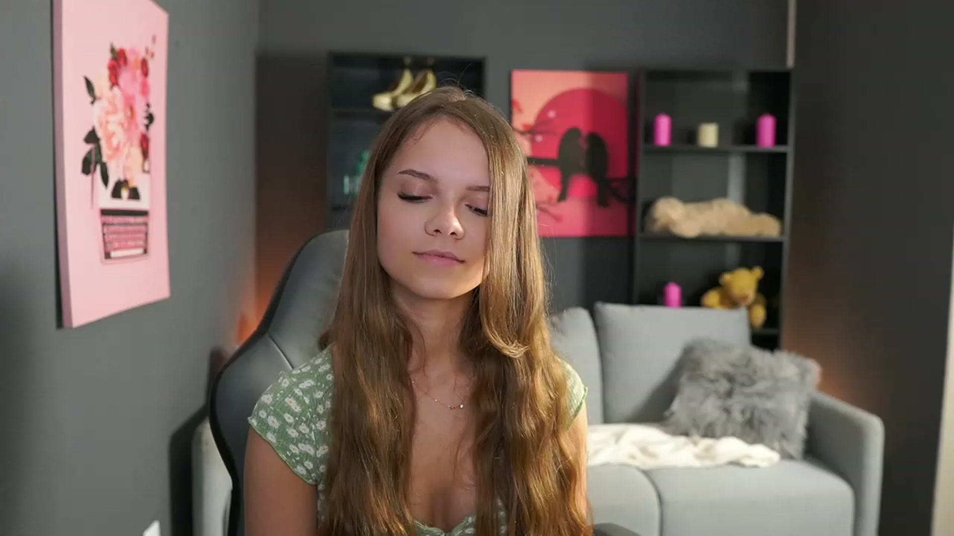 Gallery image thumbnail from Natasha_Malk's myfreecams stream on, 11/05/2023, 14:30 image 20 of 20