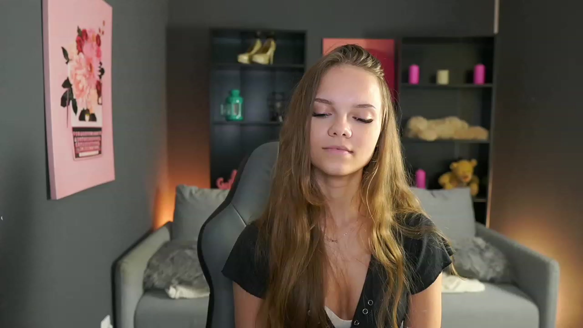 Gallery image thumbnail from Natasha_Malk's myfreecams stream on, 11/09/2023, 18:09 image 20 of 20