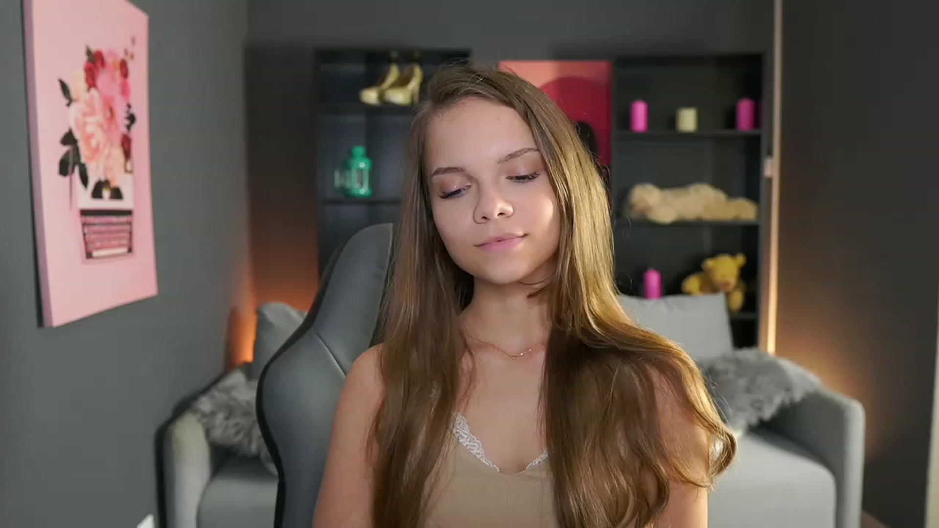 Gallery image thumbnail from Natasha_Malk's myfreecams stream on, 11/16/2023, 14:33 image 12 of 20