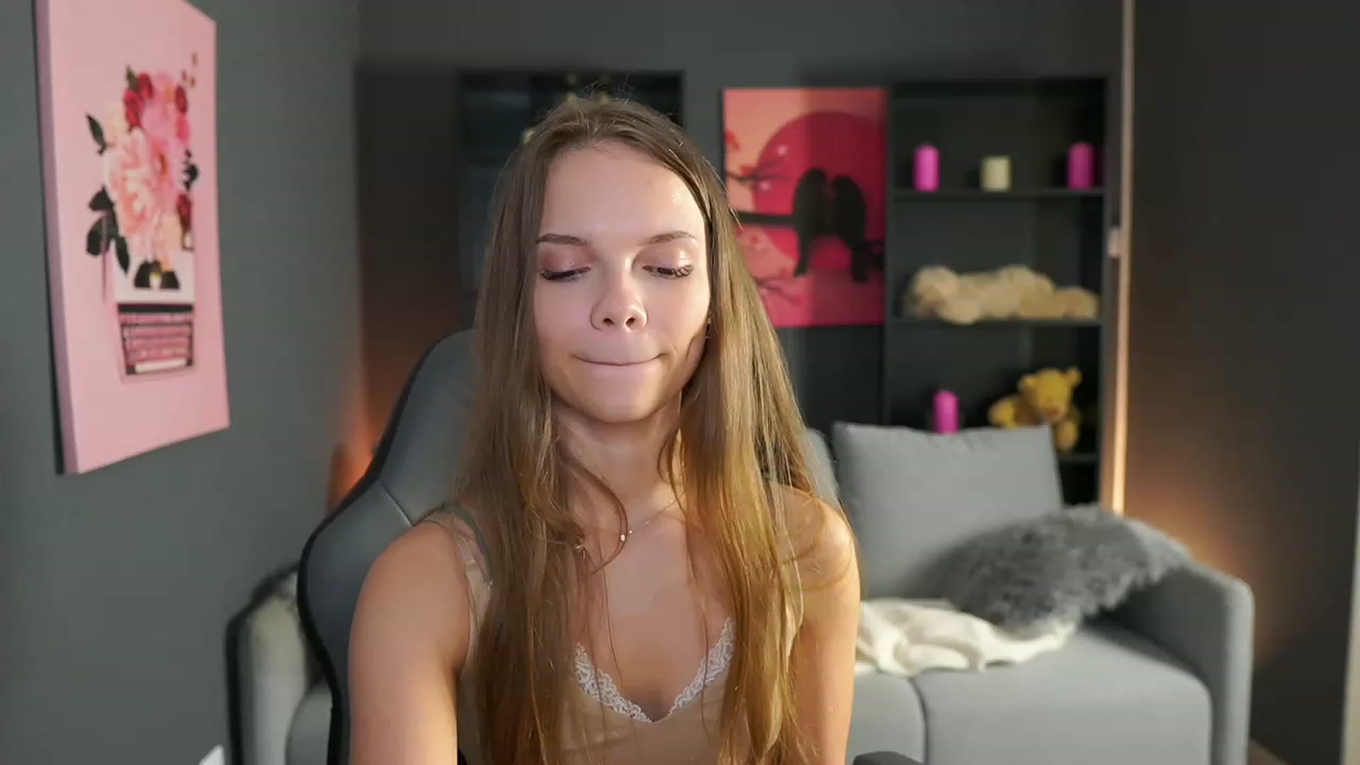 Gallery image thumbnail from Natasha_Malk's myfreecams stream on, 11/16/2023, 17:54 image 5 of 20