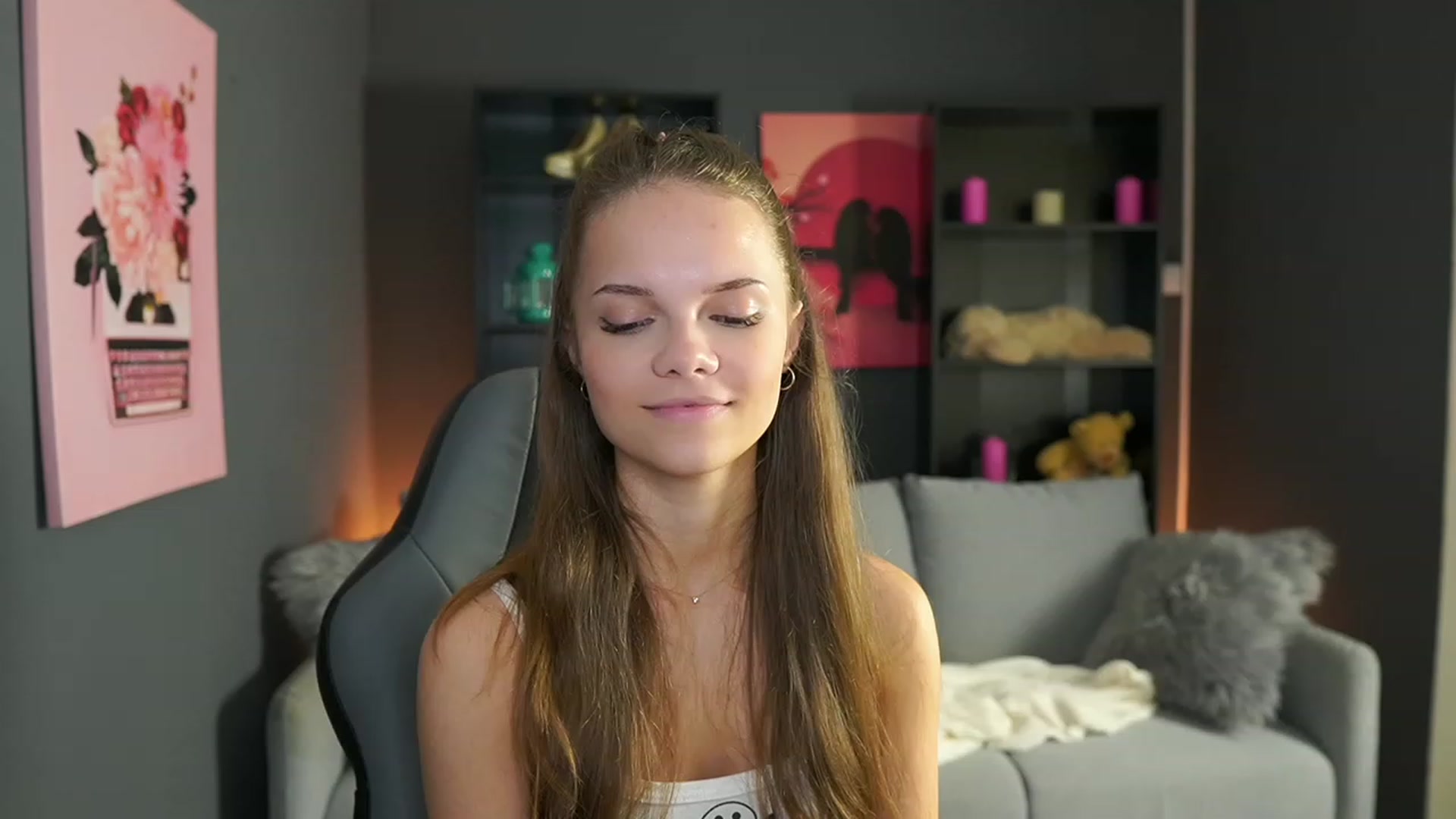 Gallery image thumbnail from Natasha_Malk's myfreecams stream on, 11/17/2023, 13:40 image 1 of 20