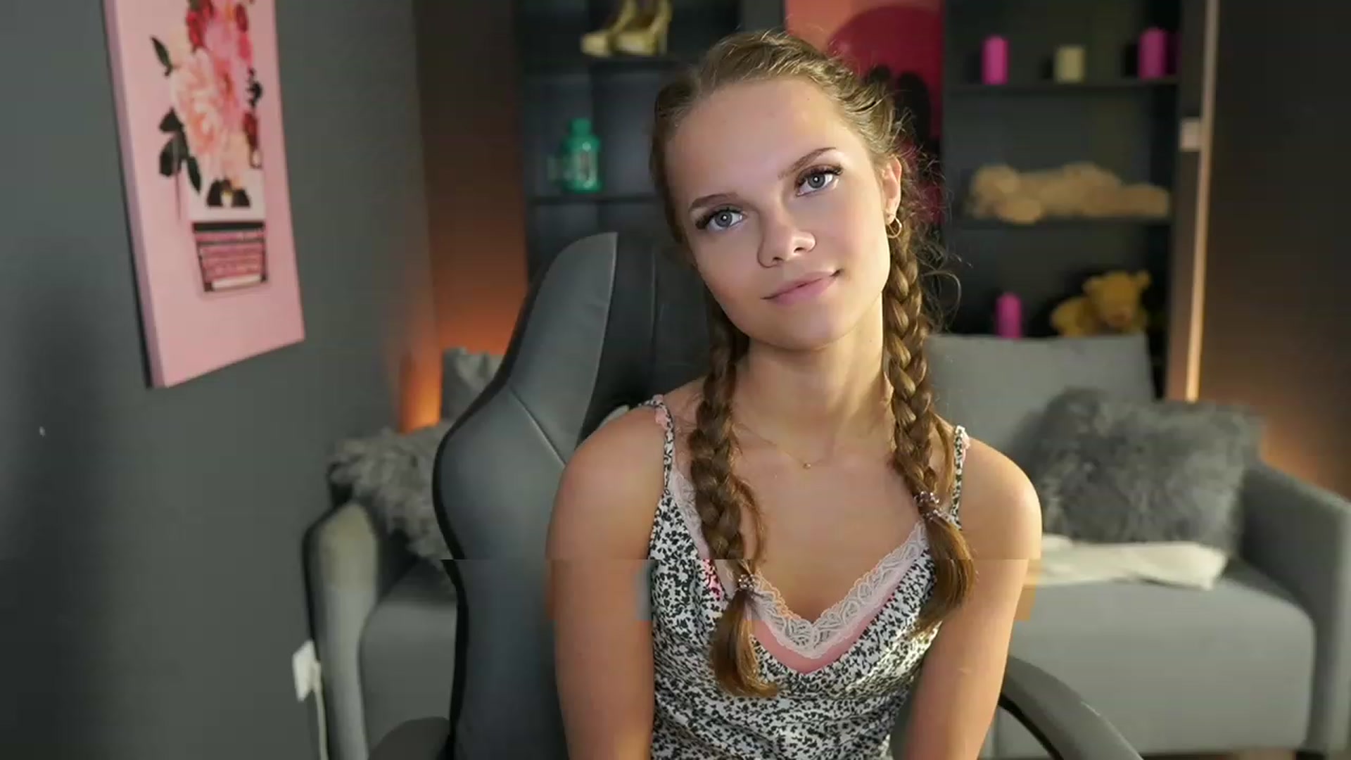 Gallery image thumbnail from Natasha_Malk's myfreecams stream on, 11/18/2023, 13:47 image 6 of 20
