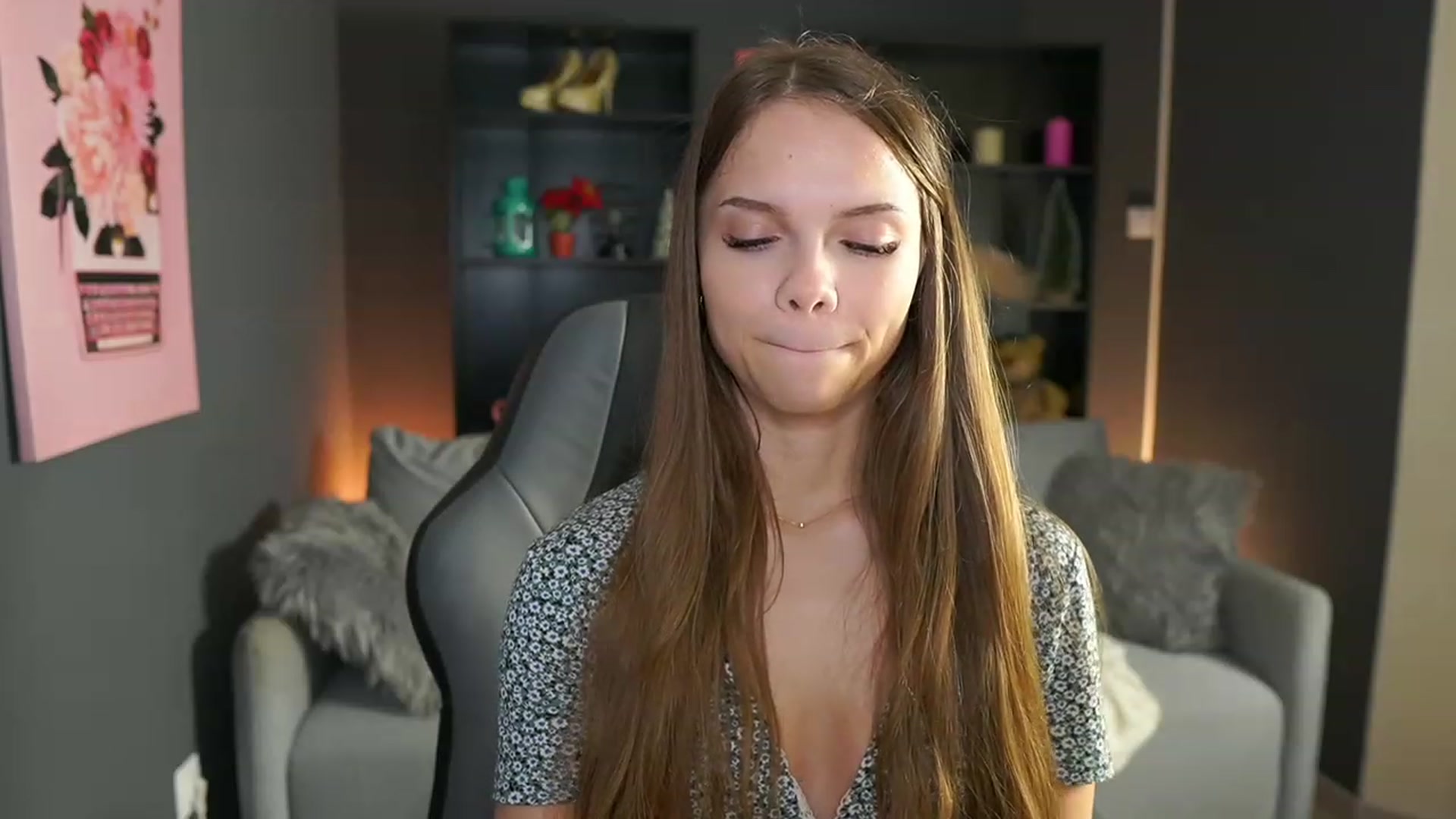 Gallery image thumbnail from Natasha_Malk's myfreecams stream on, 12/02/2023, 17:58 image 4 of 20