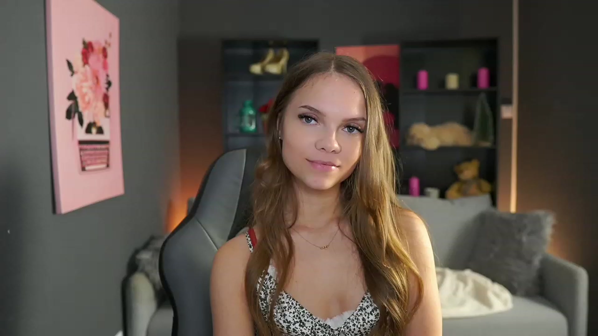Gallery image thumbnail from Natasha_Malk's myfreecams stream on, 12/08/2023, 14:16 image 4 of 20