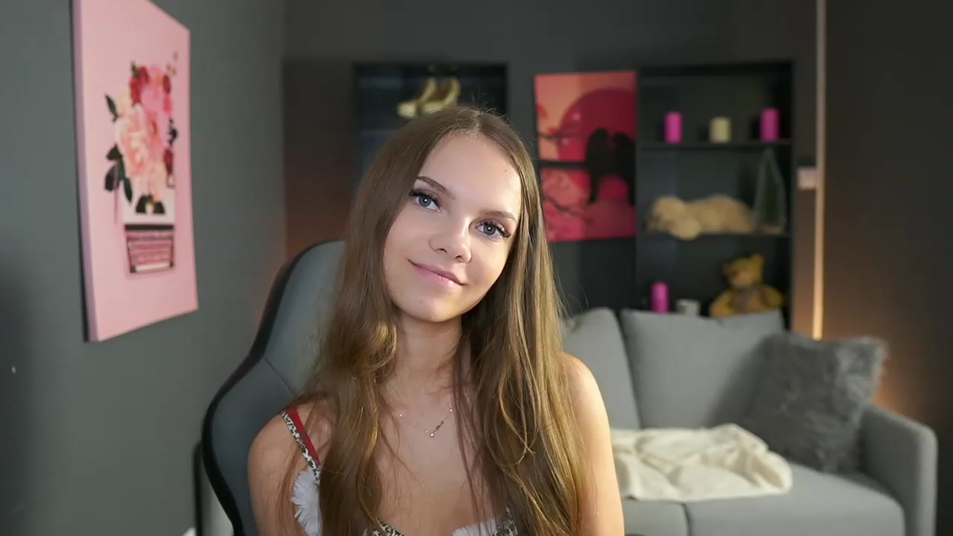 Gallery image thumbnail from Natasha_Malk's myfreecams stream on, 12/08/2023, 15:43 image 20 of 20