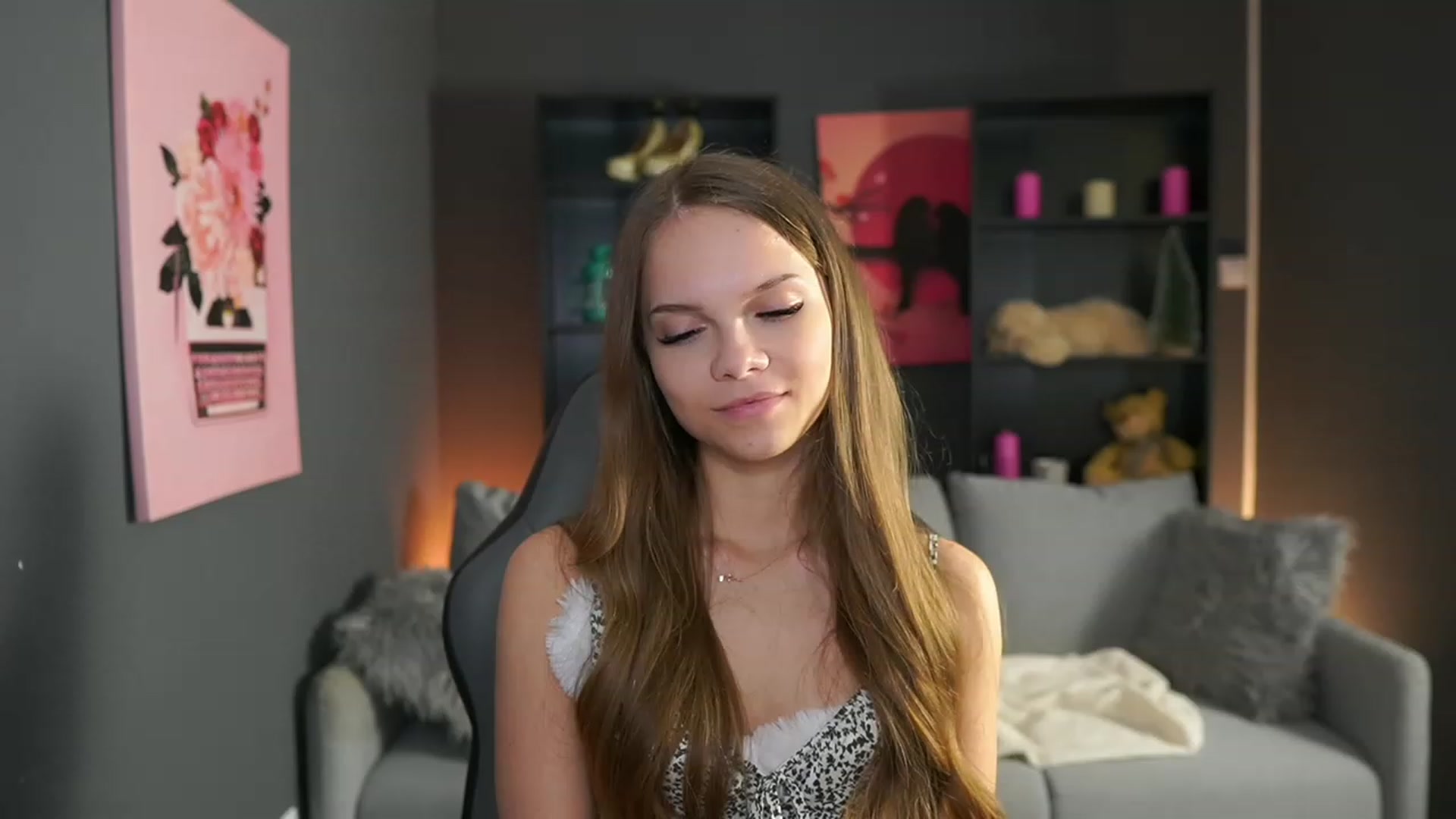 Gallery image thumbnail from Natasha_Malk's myfreecams stream on, 12/08/2023, 17:59 image 7 of 20