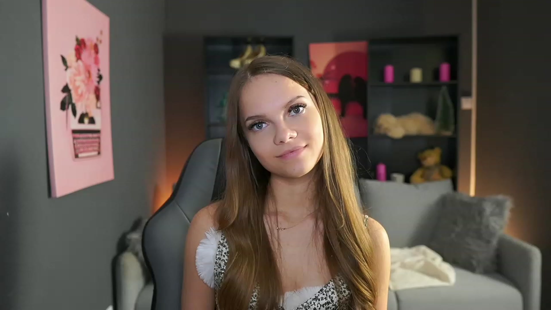 Gallery image thumbnail from Natasha_Malk's myfreecams stream on, 12/08/2023, 17:59 image 13 of 20