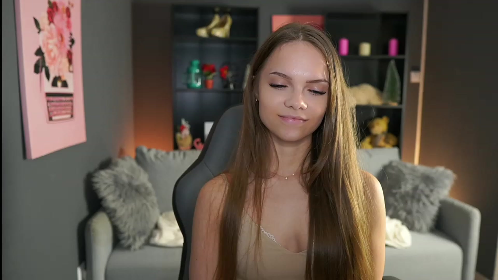 Gallery image thumbnail from Natasha_Malk's myfreecams stream on, 12/13/2023, 15:45 image 8 of 20