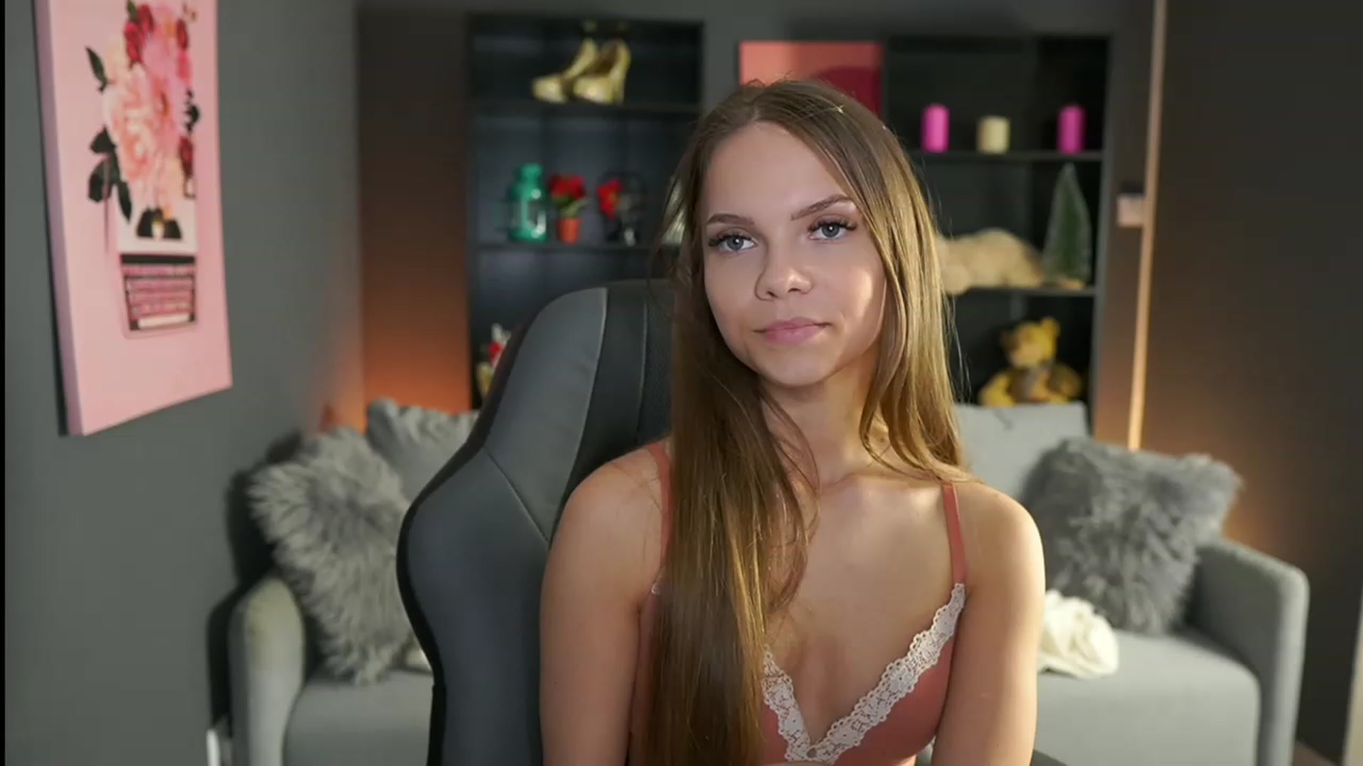 Gallery image thumbnail from Natasha_Malk's myfreecams stream on, 12/13/2023, 16:32 image 9 of 20