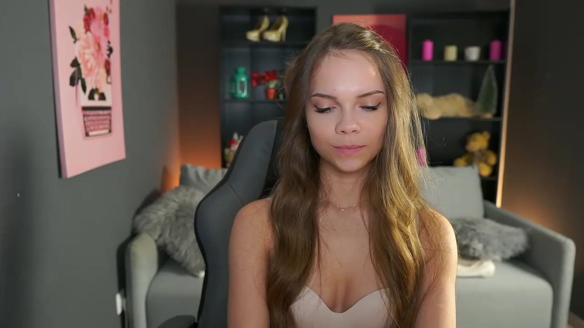 Gallery image thumbnail from Natasha_Malk's myfreecams stream on, 12/19/2023, 15:27 image 20 of 20