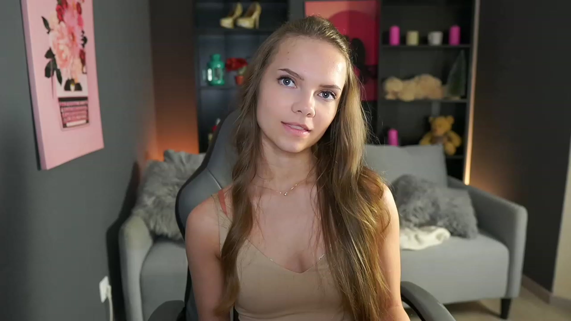 Gallery image thumbnail from Natasha_Malk's myfreecams stream on, 12/20/2023, 18:18 image 2 of 20