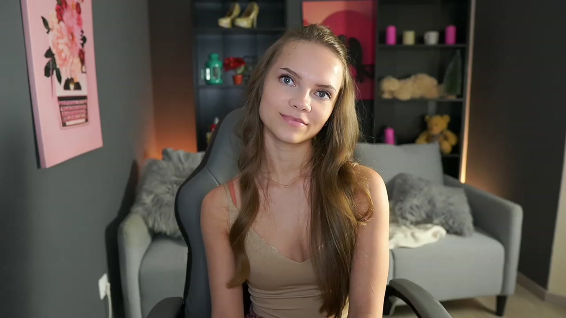 Gallery image thumbnail from Natasha_Malk's myfreecams stream on, 12/20/2023, 18:18 image 3 of 20