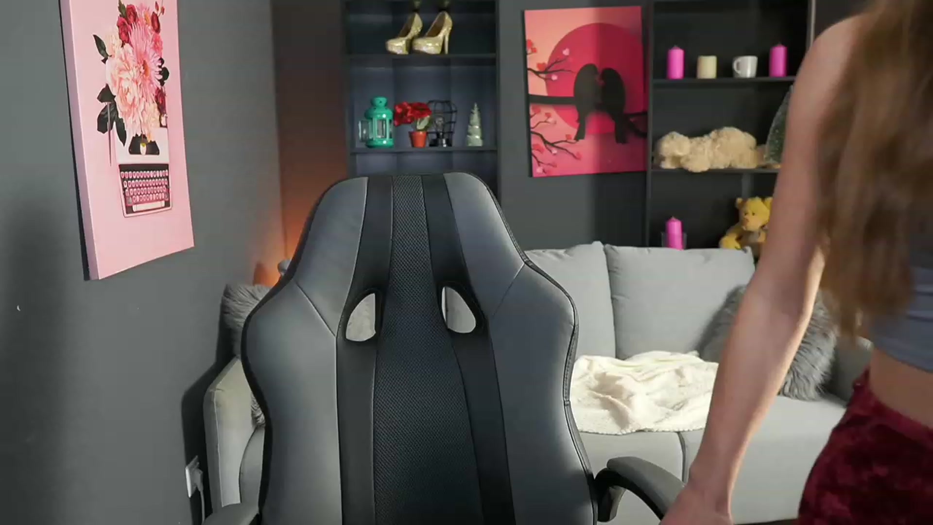 Gallery image thumbnail from Natasha_Malk's myfreecams stream on, 12/29/2023, 18:05 image 10 of 20
