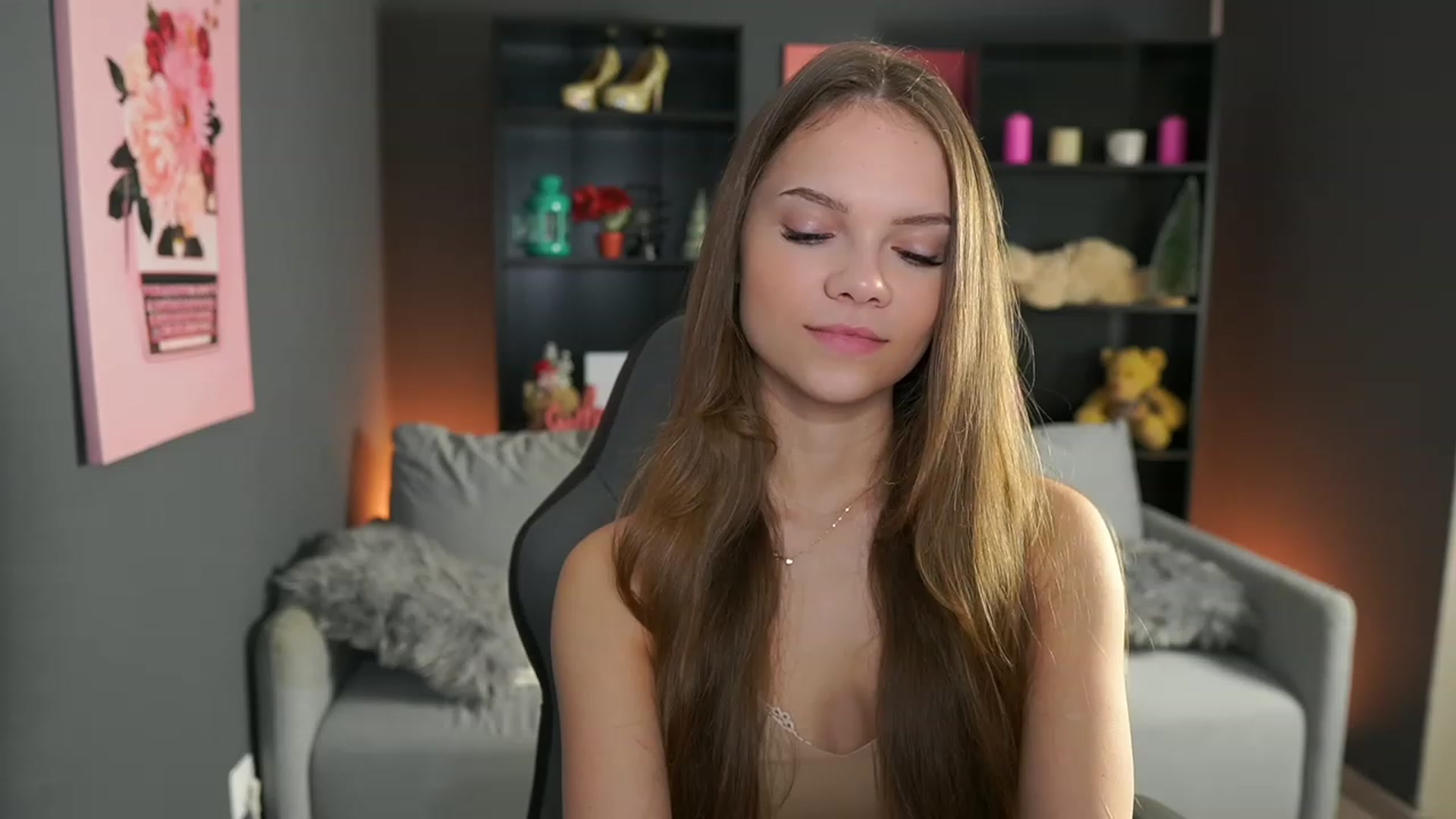 Gallery image thumbnail from Natasha_Malk's myfreecams stream on, 01/01/2024, 15:32 image 1 of 20