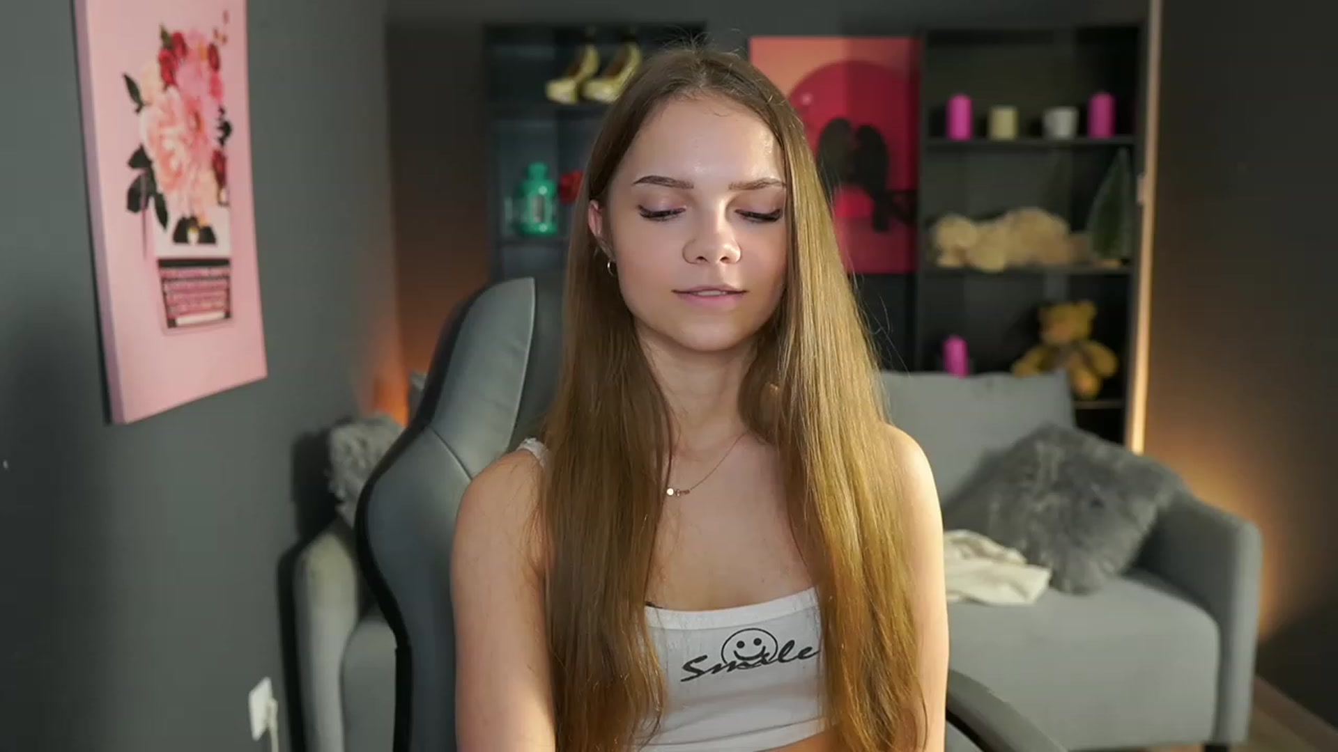 Gallery image thumbnail from Natasha_Malk's myfreecams stream on, 01/03/2024, 13:49 image 16 of 20