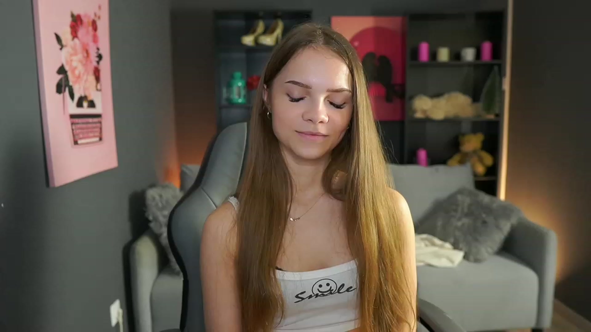 Gallery image thumbnail from Natasha_Malk's myfreecams stream on, 01/03/2024, 13:49 image 17 of 20