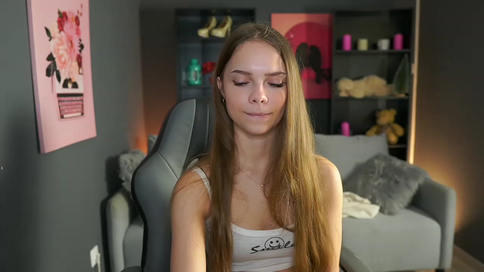 Gallery image thumbnail from Natasha_Malk's myfreecams stream on, 01/03/2024, 18:17 image 12 of 20