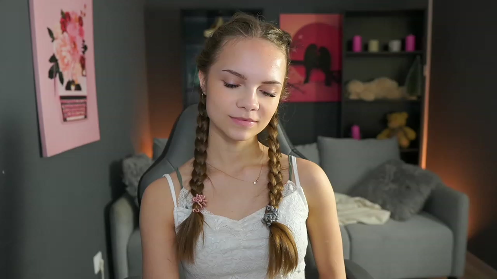 Gallery image thumbnail from Natasha_Malk's myfreecams stream on, 01/05/2024, 14:11 image 12 of 20