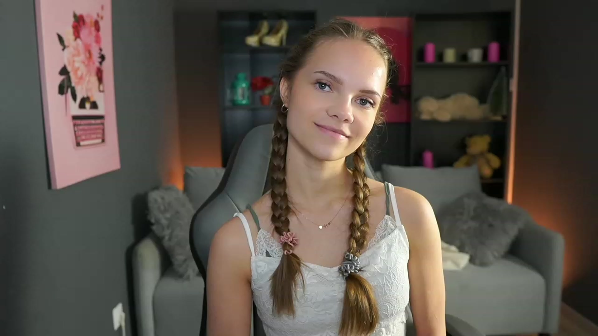 Gallery image thumbnail from Natasha_Malk's myfreecams stream on, 01/05/2024, 14:11 image 15 of 20