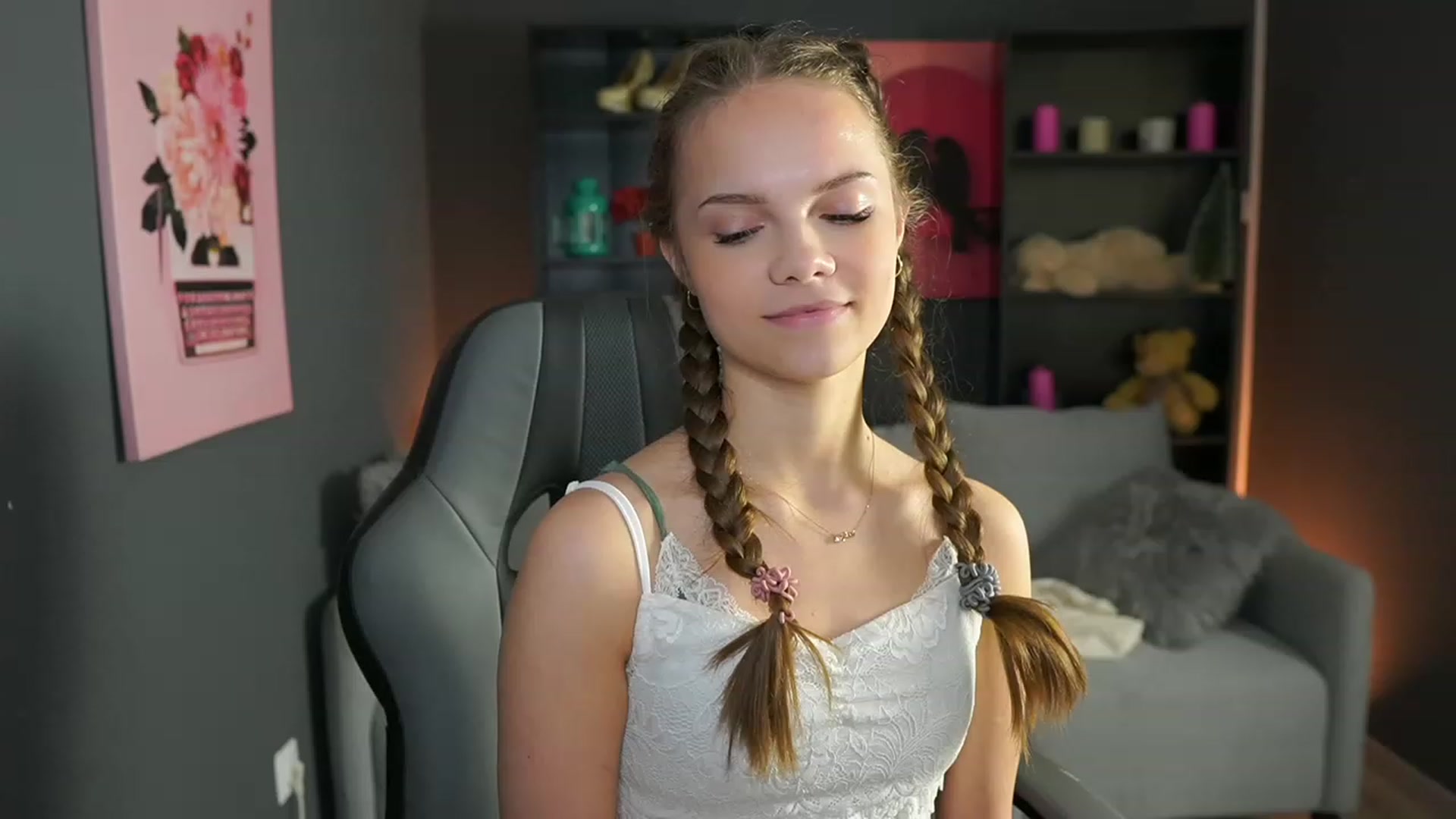 Gallery image thumbnail from Natasha_Malk's myfreecams stream on, 01/05/2024, 14:11 image 10 of 20
