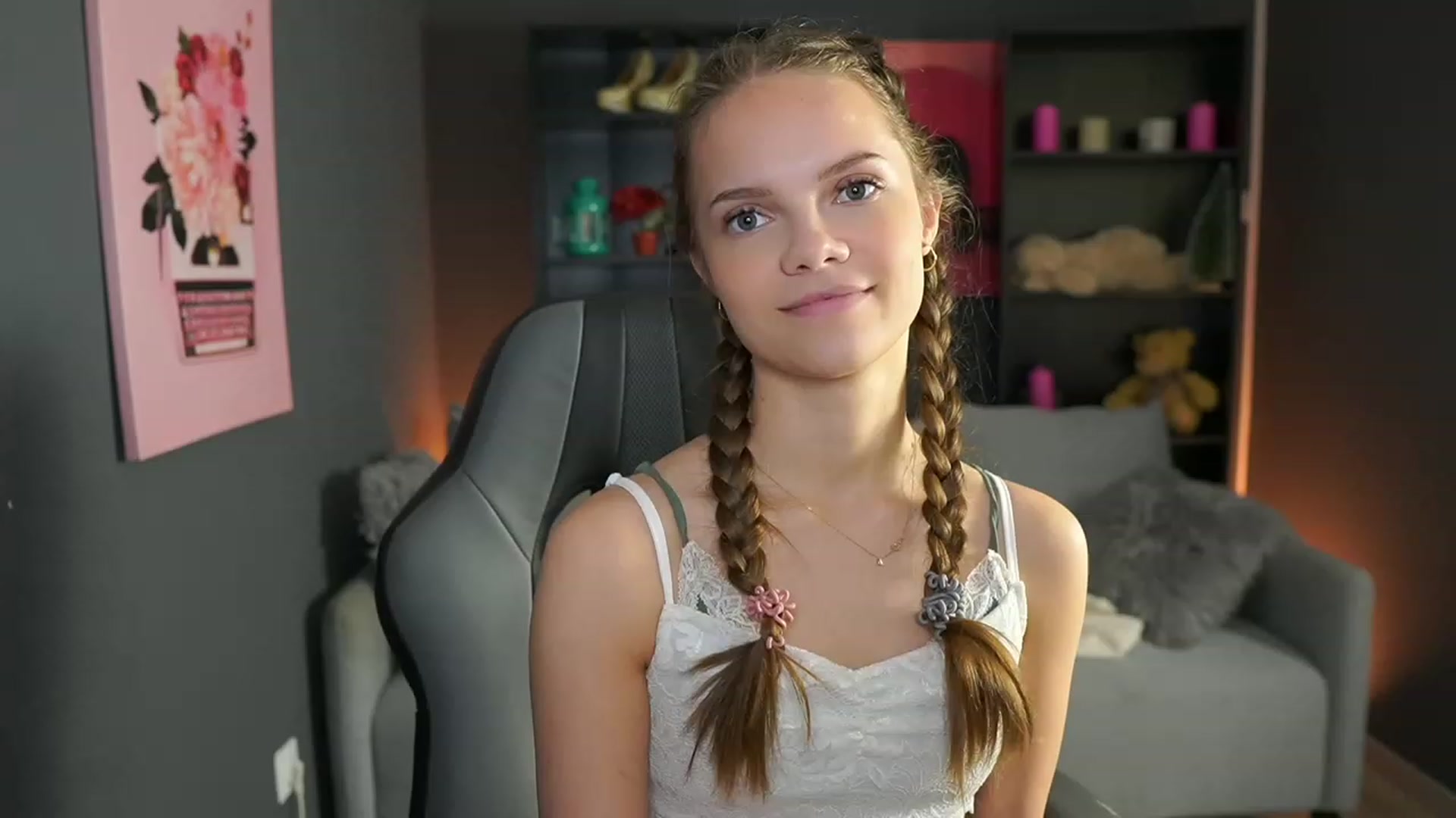 Gallery image thumbnail from Natasha_Malk's myfreecams stream on, 01/05/2024, 14:11 image 13 of 20
