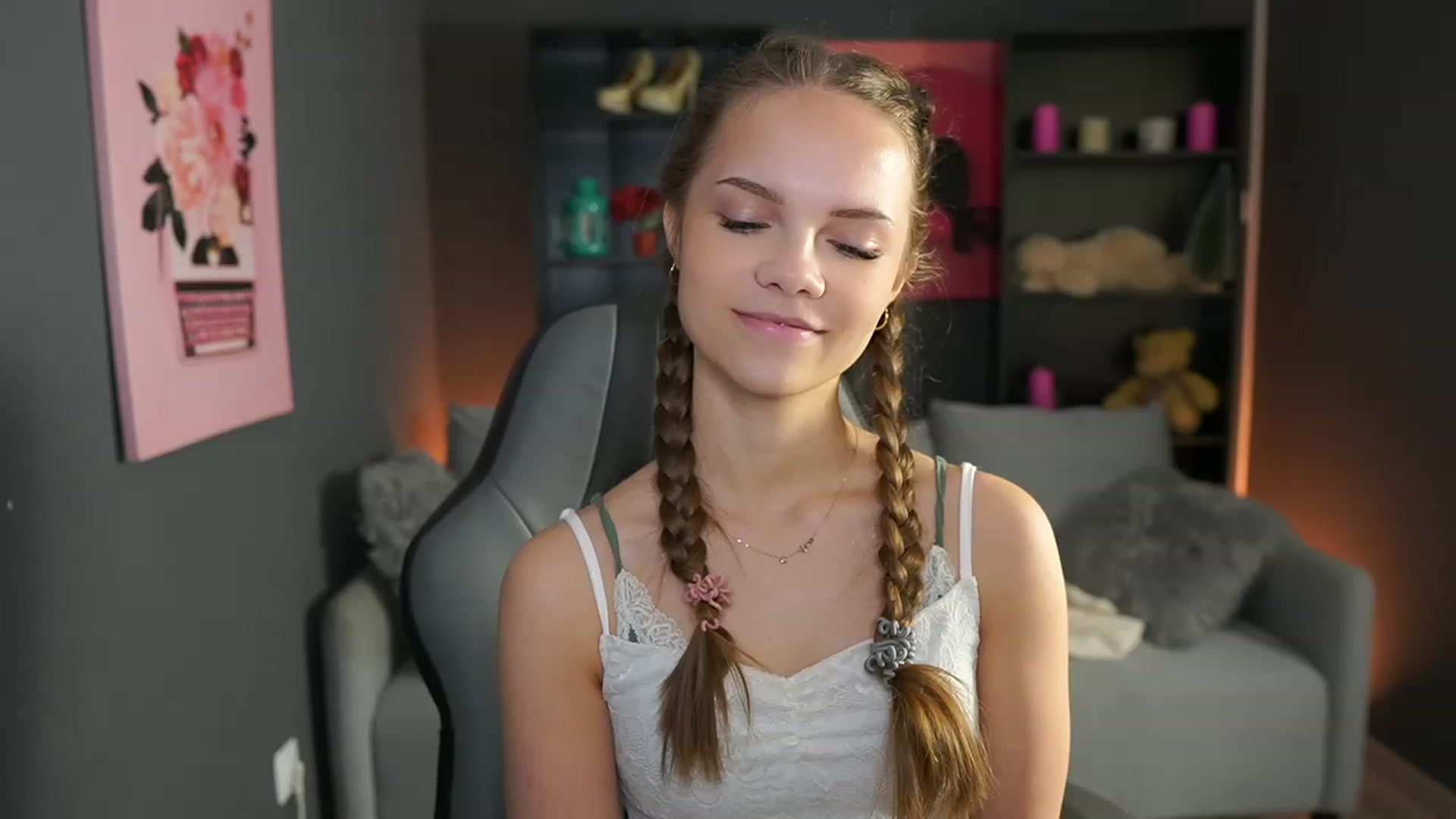 Gallery image thumbnail from Natasha_Malk's myfreecams stream on, 01/05/2024, 14:11 image 3 of 20