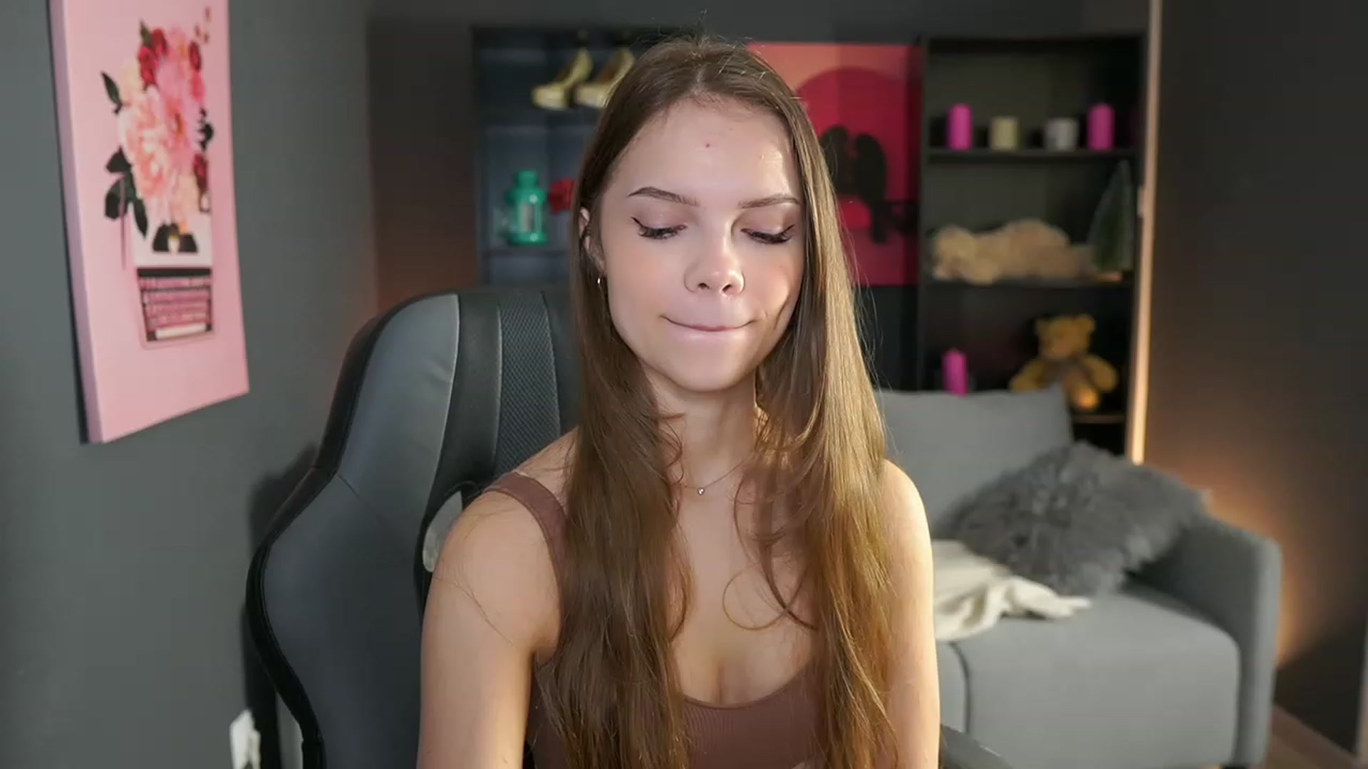 Gallery image thumbnail from Natasha_Malk's myfreecams stream on, 01/09/2024, 13:53 image 10 of 20