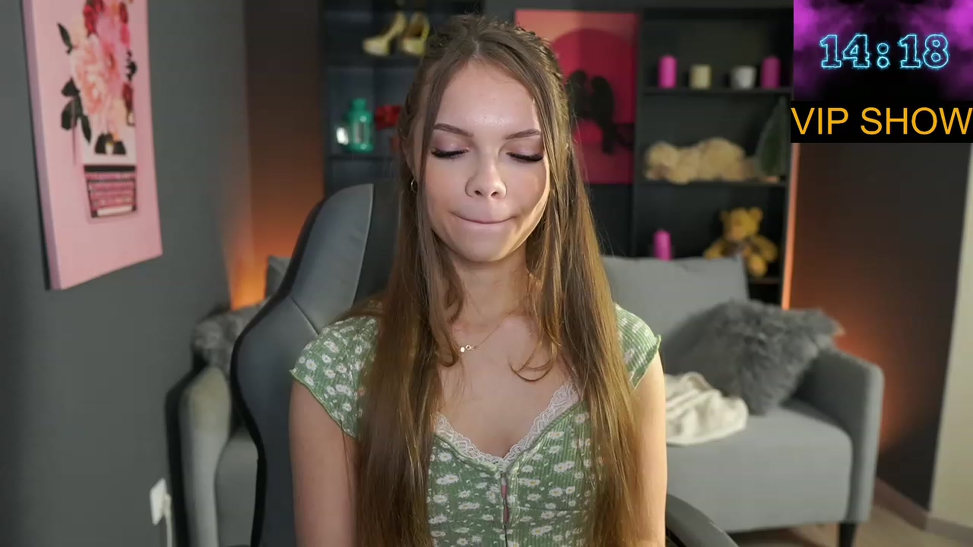 Gallery image thumbnail from Natasha_Malk's myfreecams stream on, 01/16/2024, 16:19 image 6 of 20