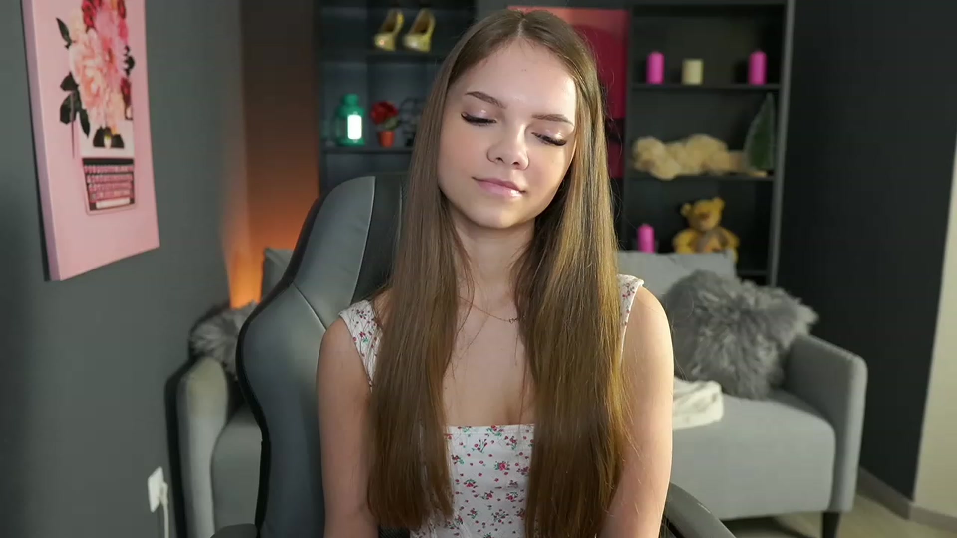 Gallery image thumbnail from Natasha_Malk's myfreecams stream on, 01/24/2024, 14:18 image 10 of 20