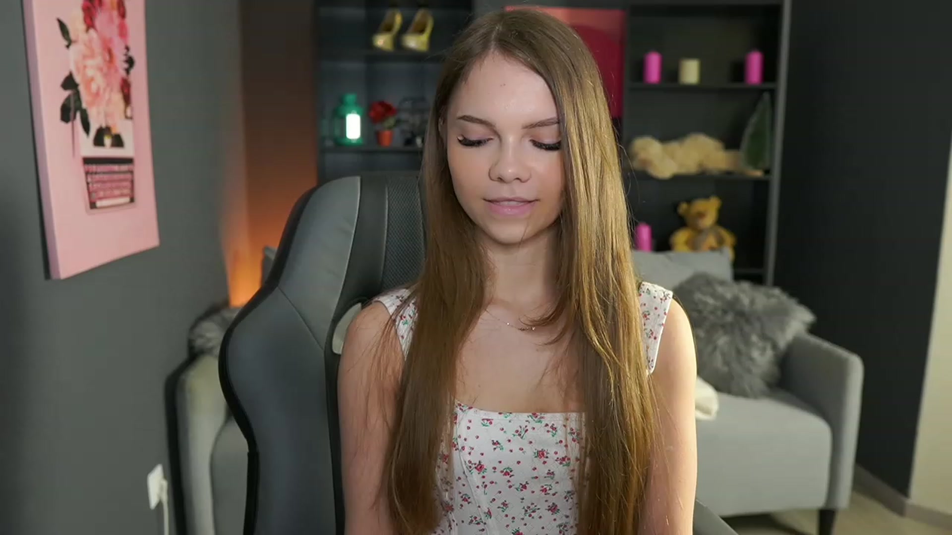 Gallery image thumbnail from Natasha_Malk's myfreecams stream on, 01/24/2024, 16:51 image 15 of 20