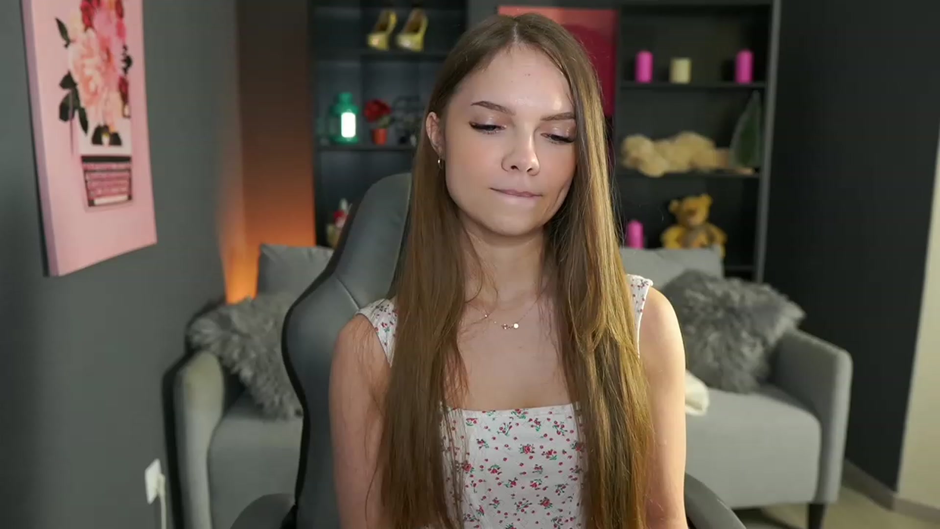 Gallery image thumbnail from Natasha_Malk's myfreecams stream on, 01/24/2024, 16:51 image 17 of 20