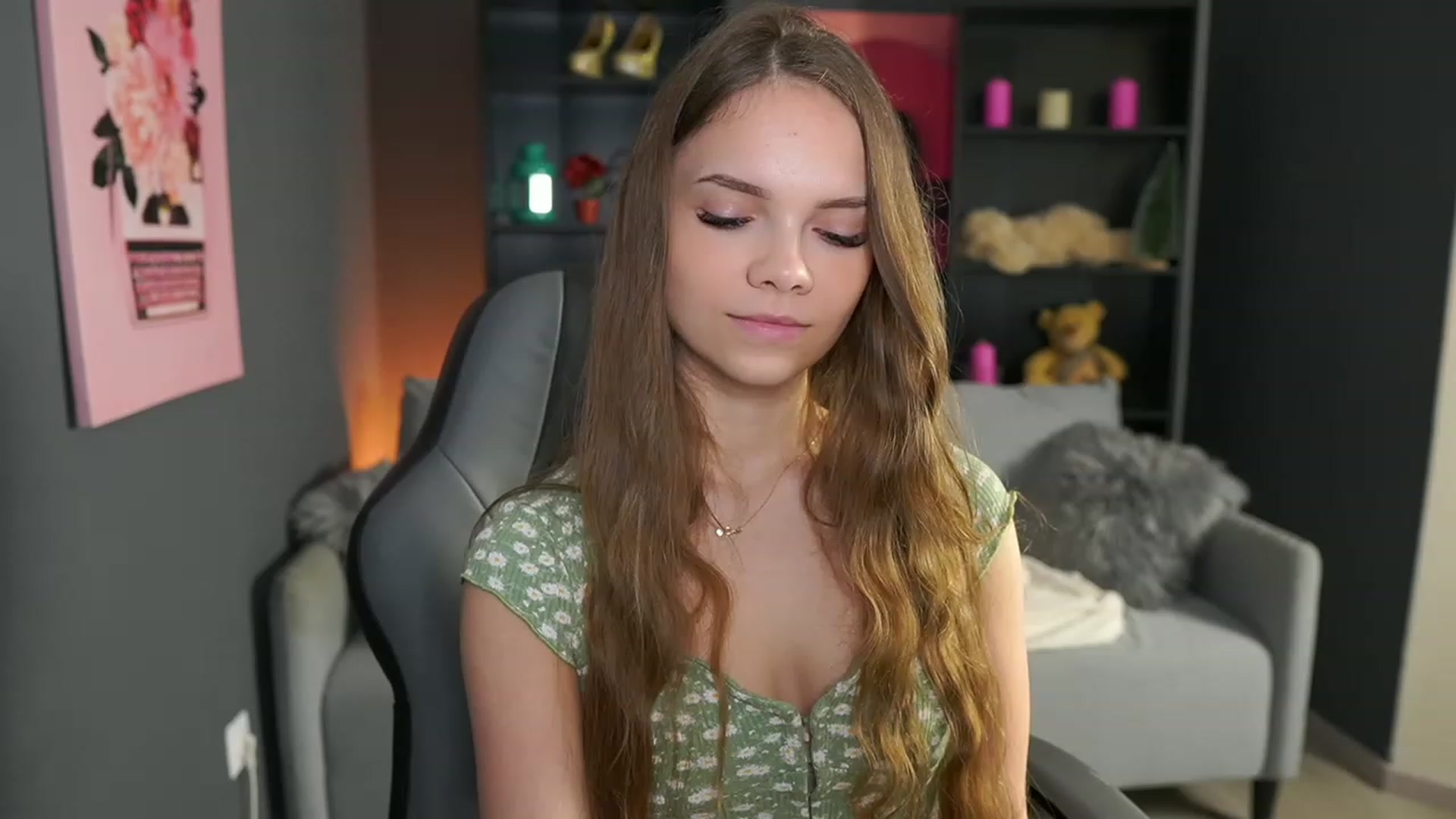 Gallery image thumbnail from Natasha_Malk's myfreecams stream on, 01/25/2024, 14:22 image 15 of 20