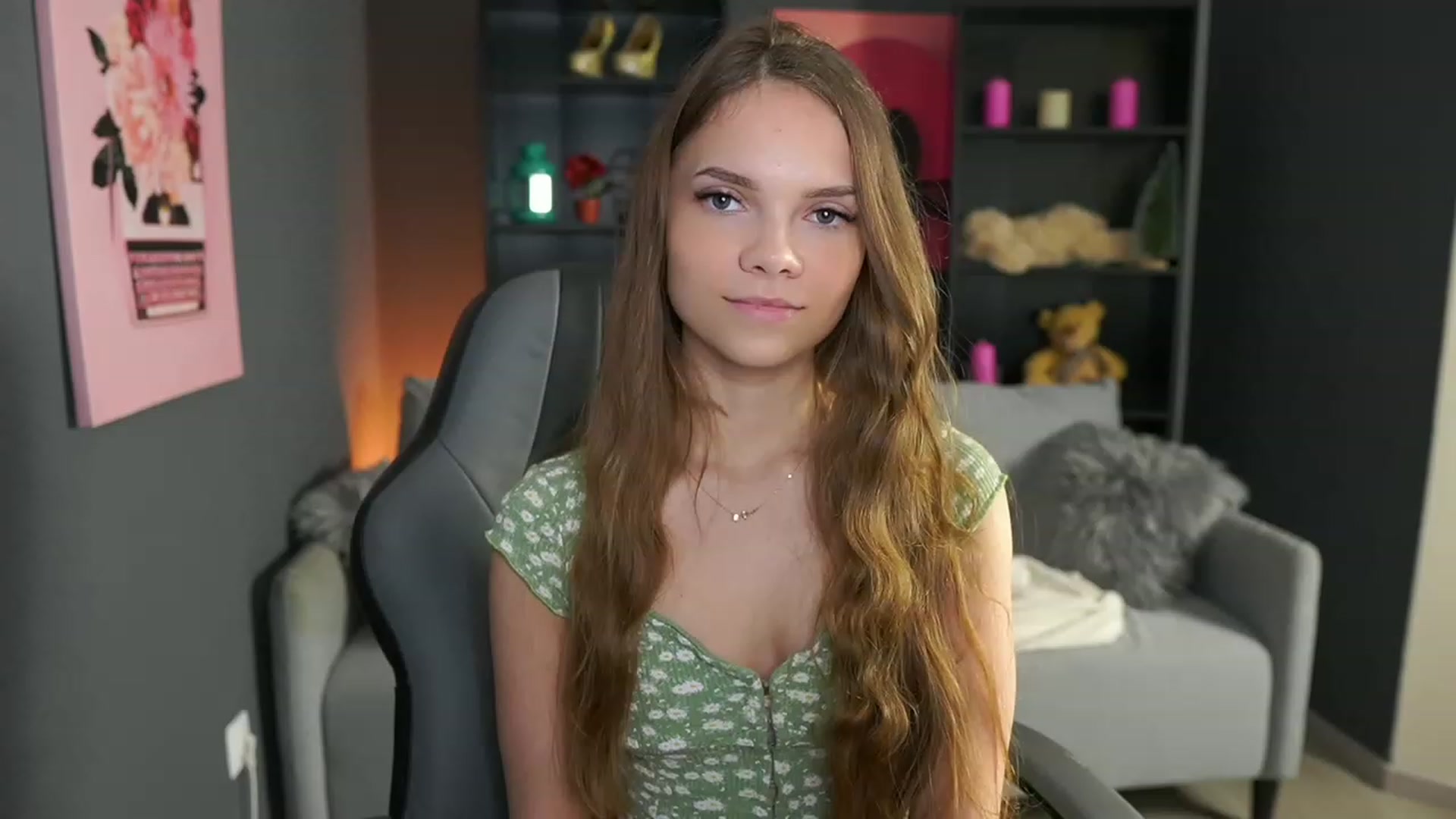 Gallery image thumbnail from Natasha_Malk's myfreecams stream on, 01/25/2024, 14:22 image 1 of 20