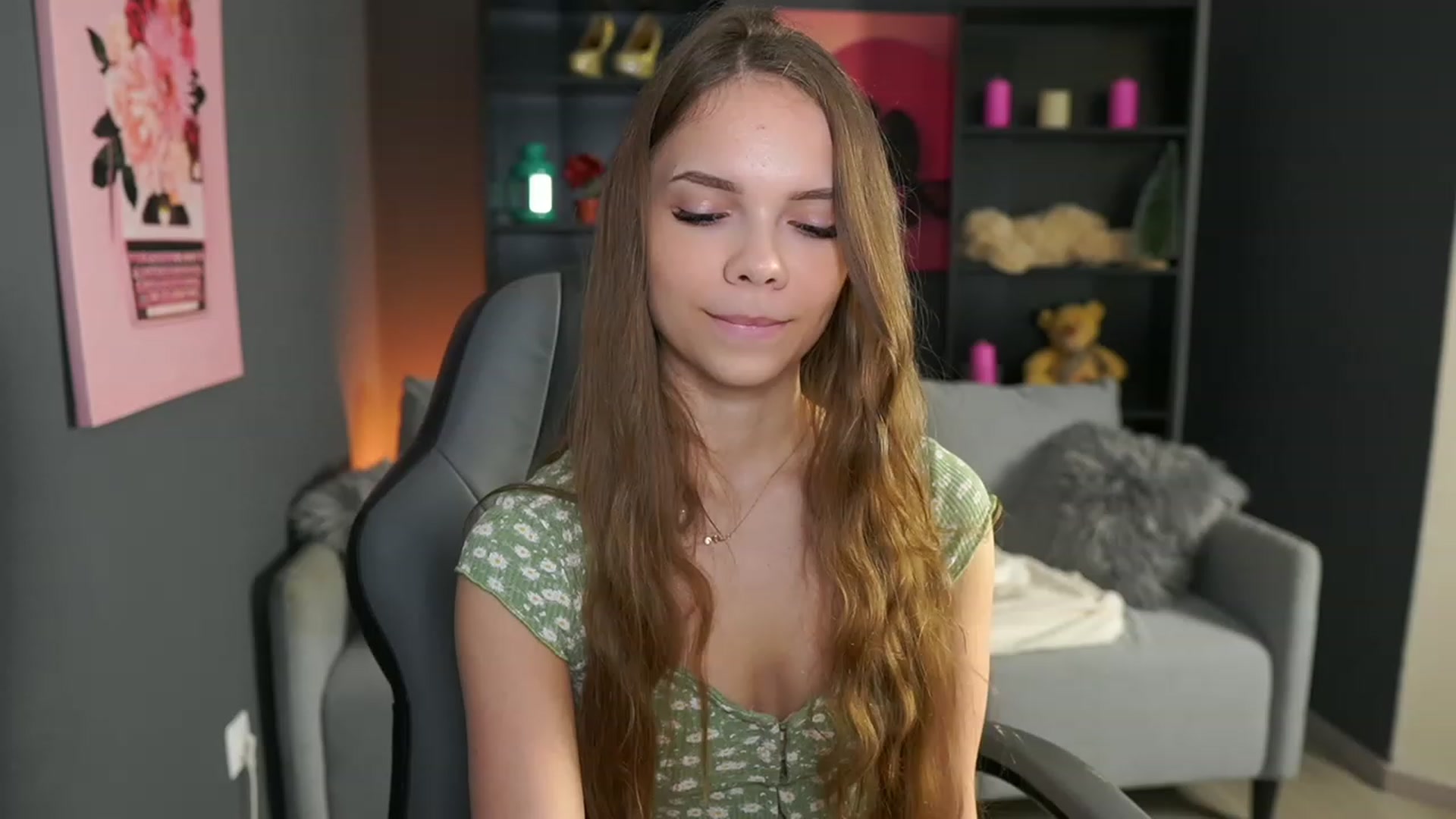 Gallery image thumbnail from Natasha_Malk's myfreecams stream on, 01/25/2024, 14:22 image 17 of 20