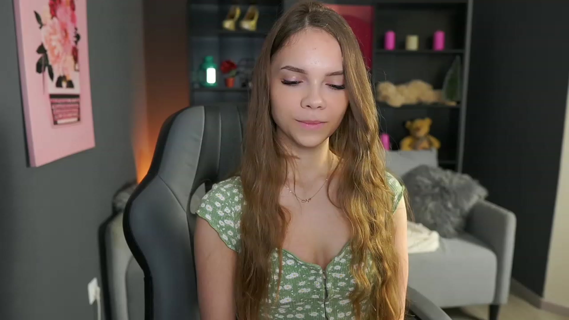 Gallery image thumbnail from Natasha_Malk's myfreecams stream on, 01/25/2024, 14:22 image 3 of 20