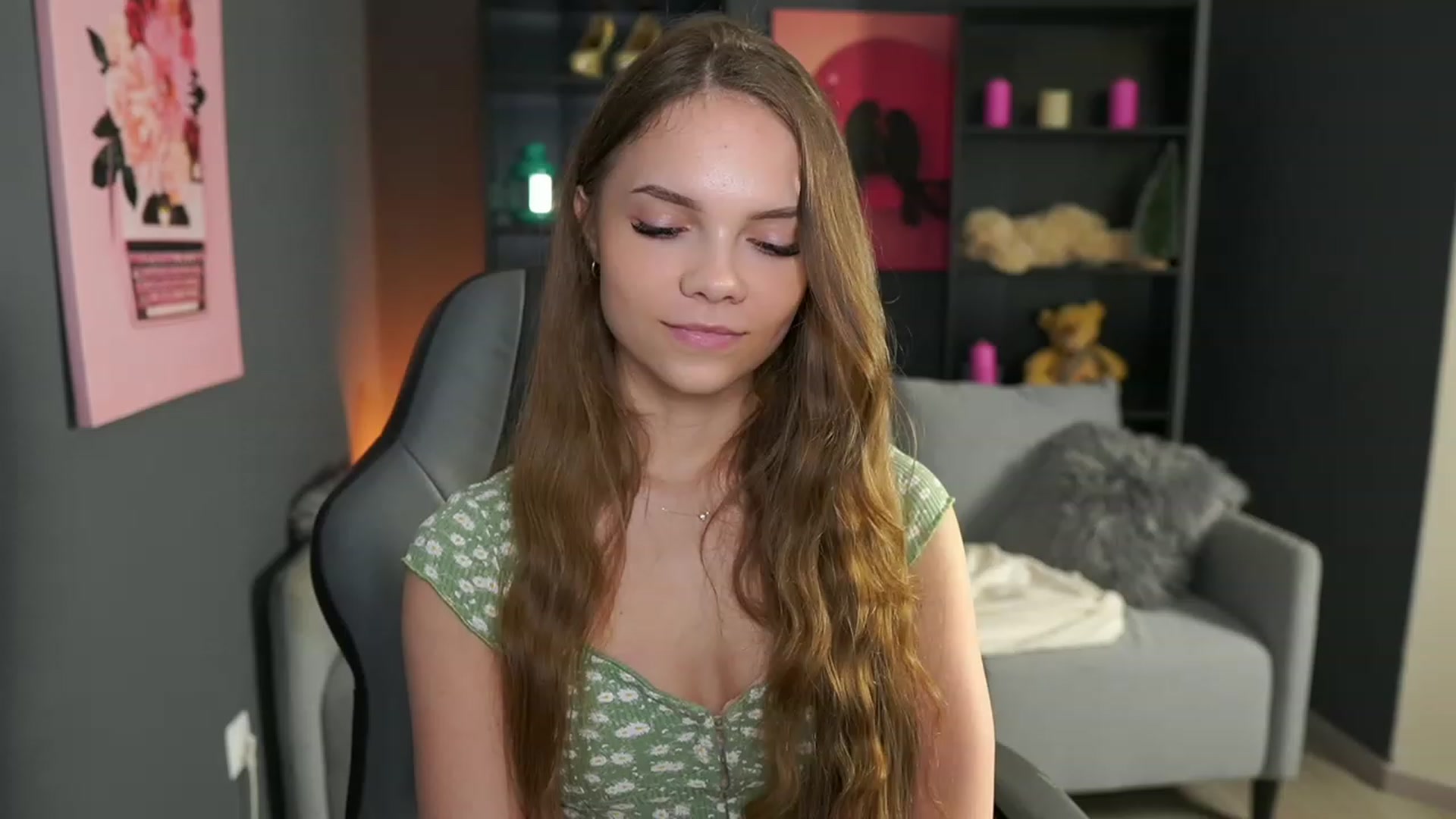 Gallery image thumbnail from Natasha_Malk's myfreecams stream on, 01/25/2024, 15:47 image 19 of 20