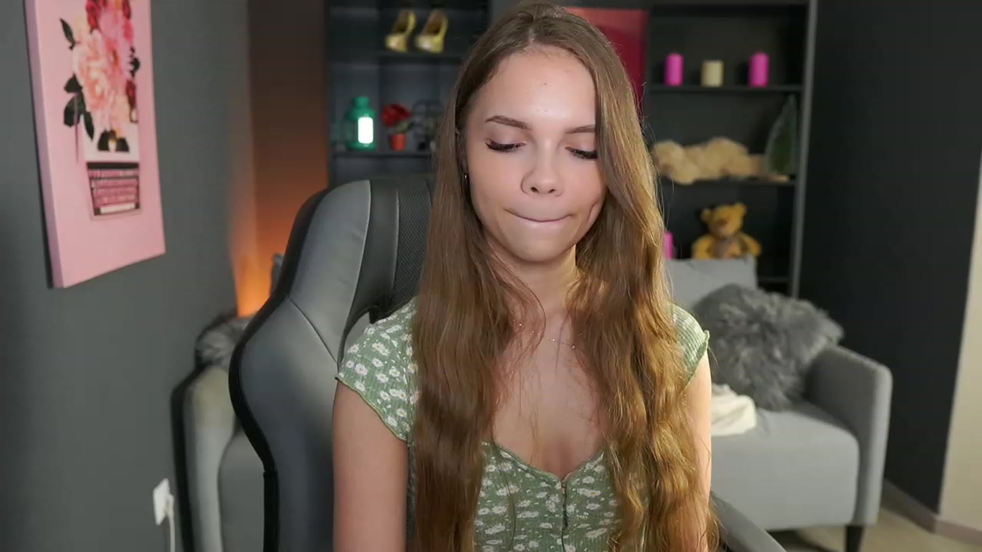 Gallery image thumbnail from Natasha_Malk's myfreecams stream on, 01/25/2024, 17:41 image 19 of 20