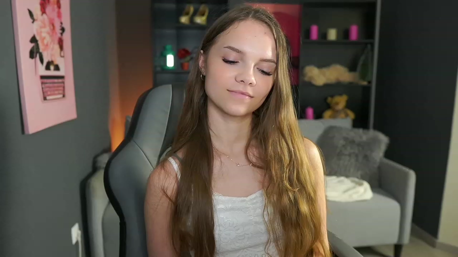 Gallery image thumbnail from Natasha_Malk's myfreecams stream on, 01/26/2024, 16:43 image 8 of 20