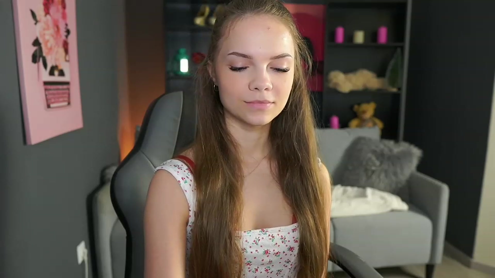Gallery image thumbnail from Natasha_Malk's myfreecams stream on, 01/27/2024, 12:13 image 10 of 20
