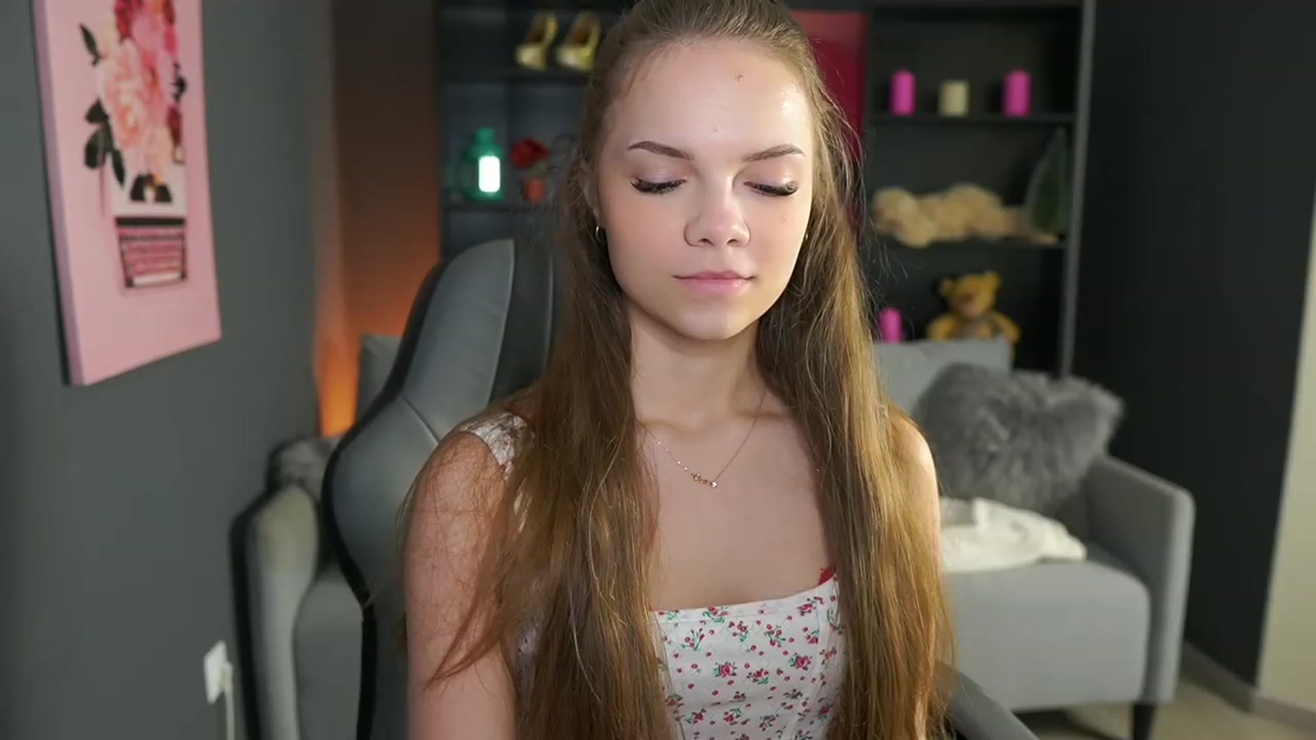 Gallery image thumbnail from Natasha_Malk's myfreecams stream on, 01/27/2024, 12:13 image 15 of 20